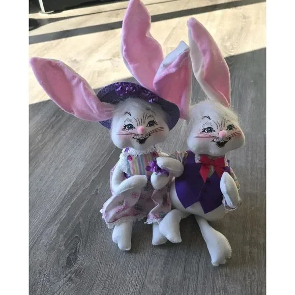 2009 Annalee Mr & Mrs Easter Bunny Rabbit Plush - Picture 7 of 16